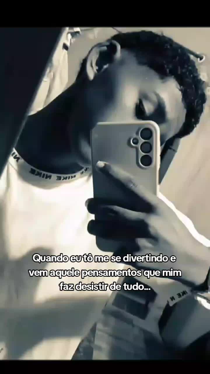 @Gabriellx_