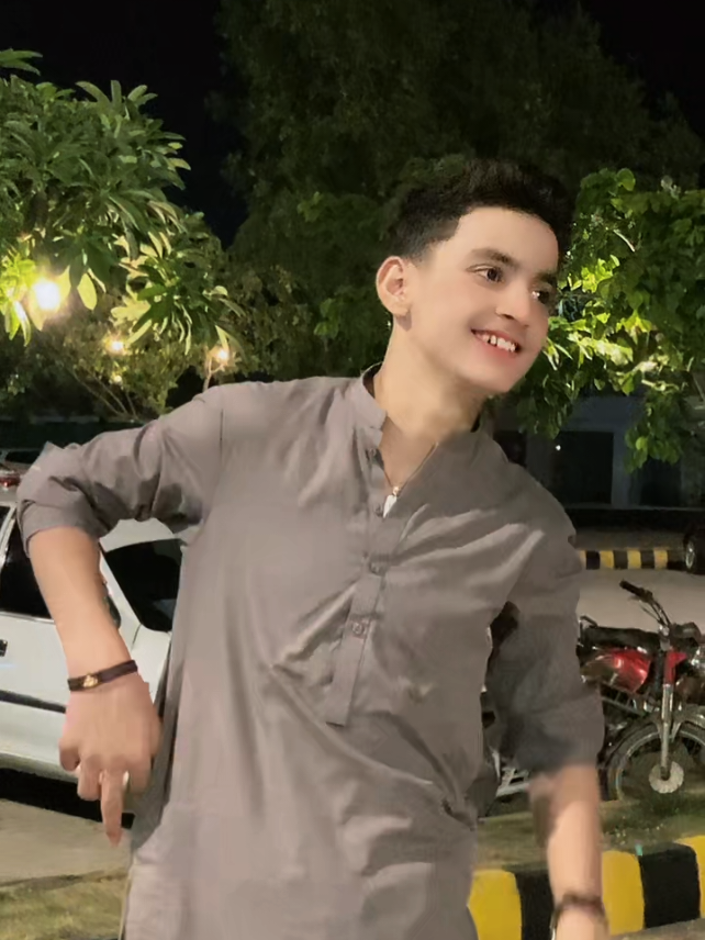 @Dimple Boy 👑😎