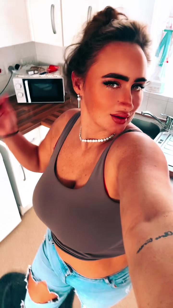 @Badgyal25