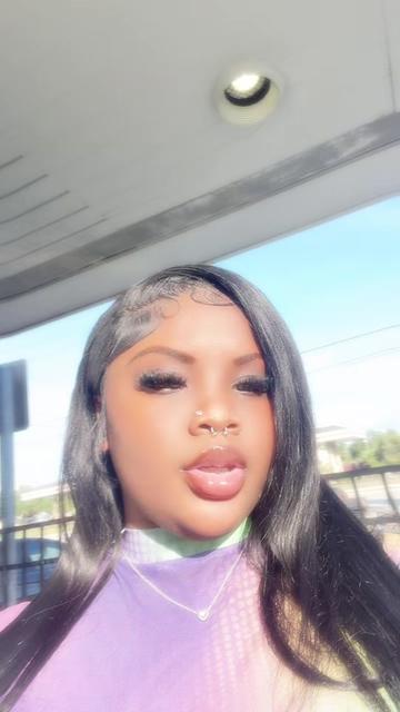 @Ms.domfem👩🏽❤️💋👩🏽😋