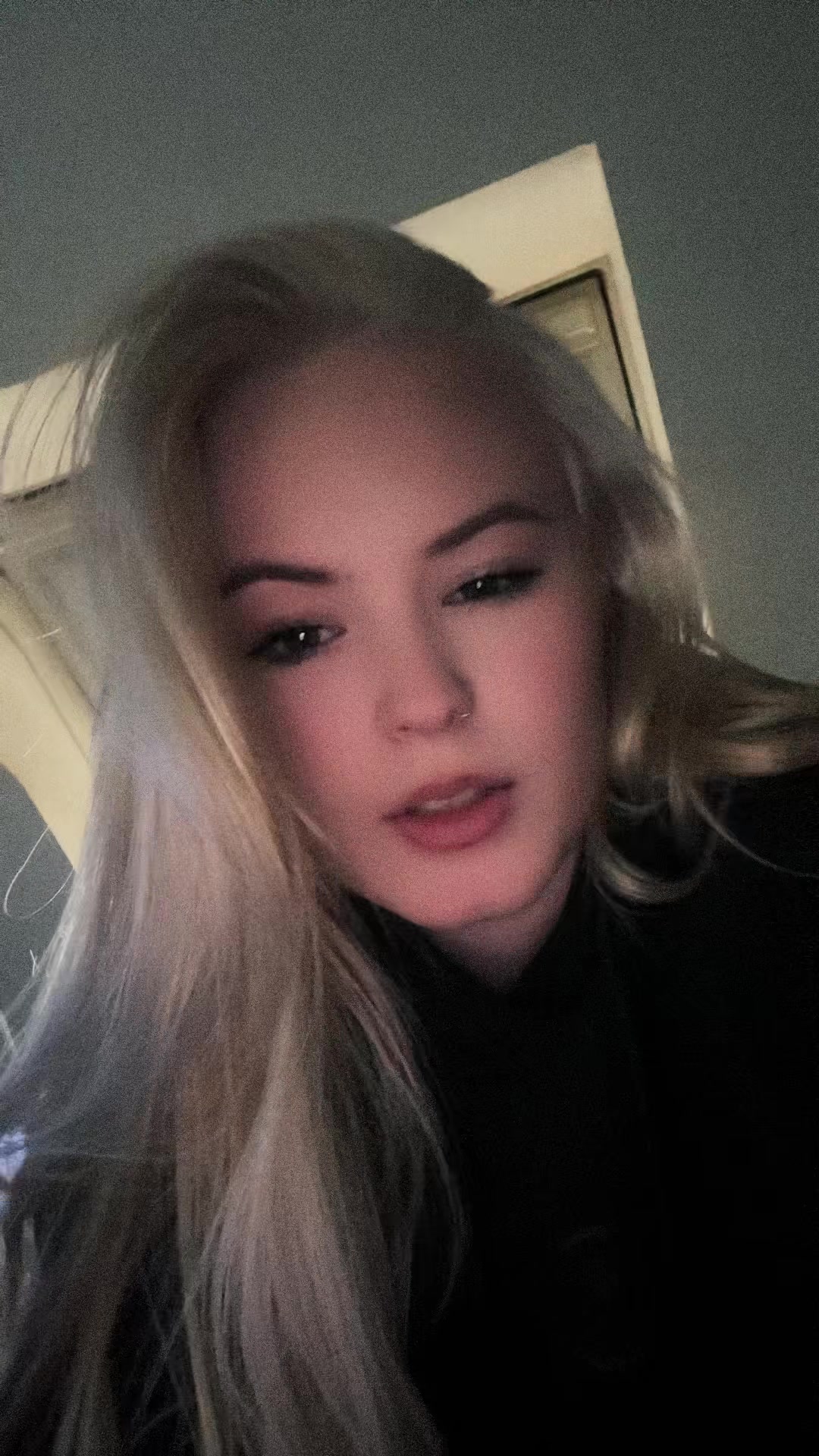 @therealelli