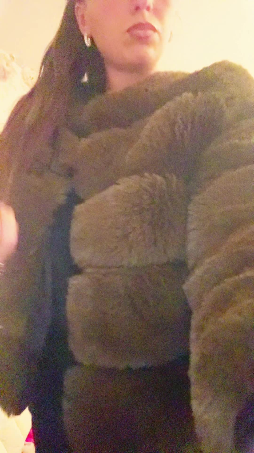 @b.lx