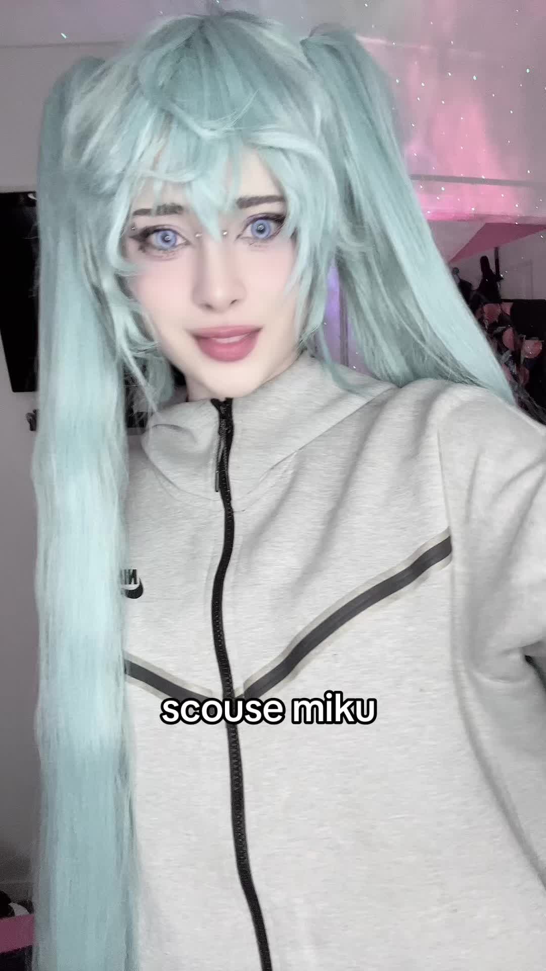 @vinnieweewoo
