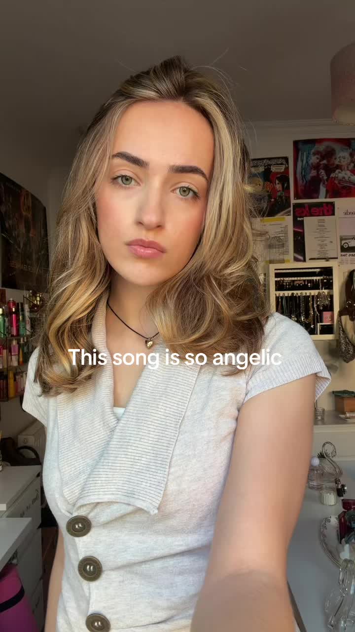 @KelseySarah