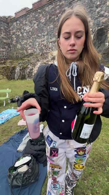 @Elin