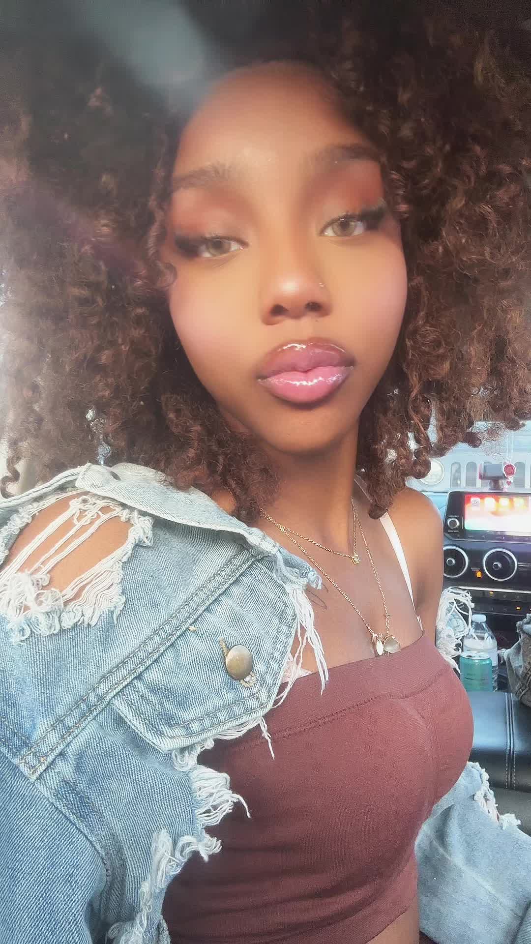 @liahlynae🧚🏽🌸🥥✨