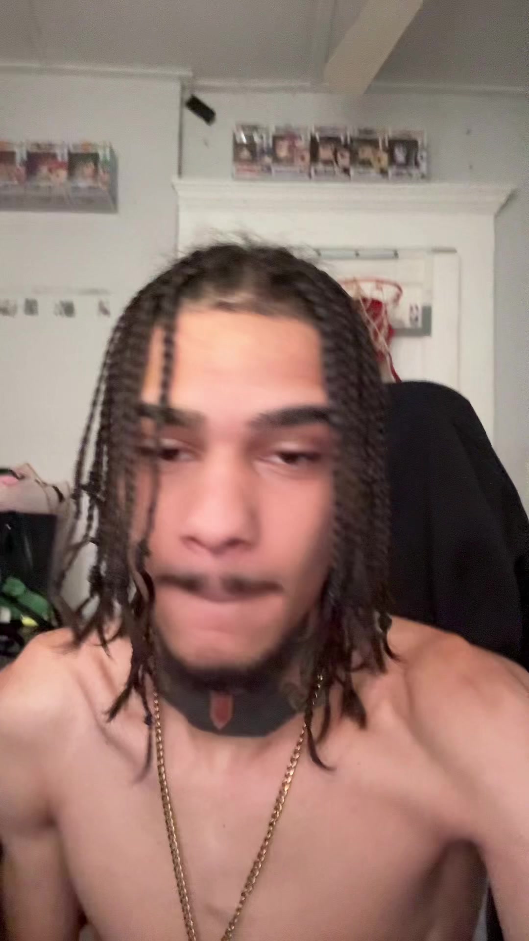 @️