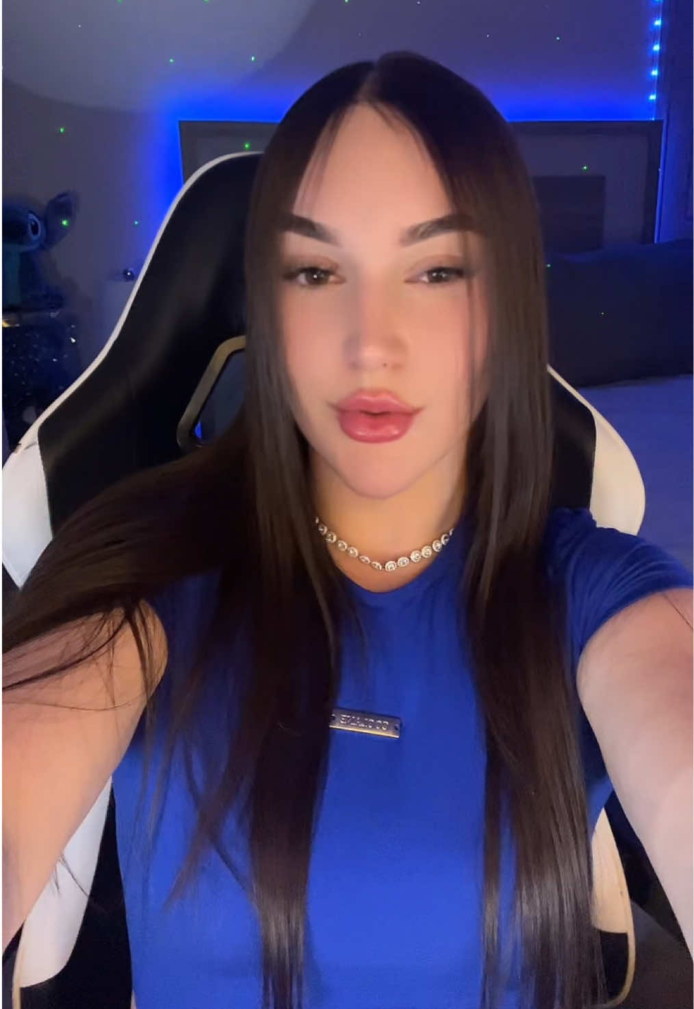@Lorena🧿