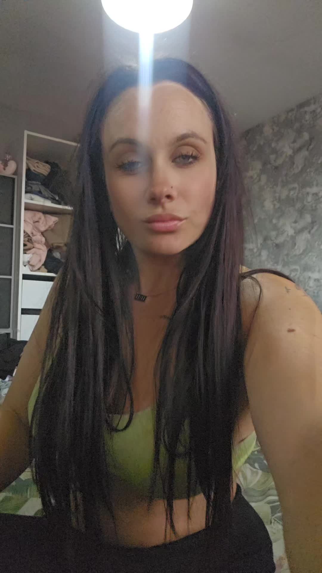 @Live♥️Love♥️Laugh