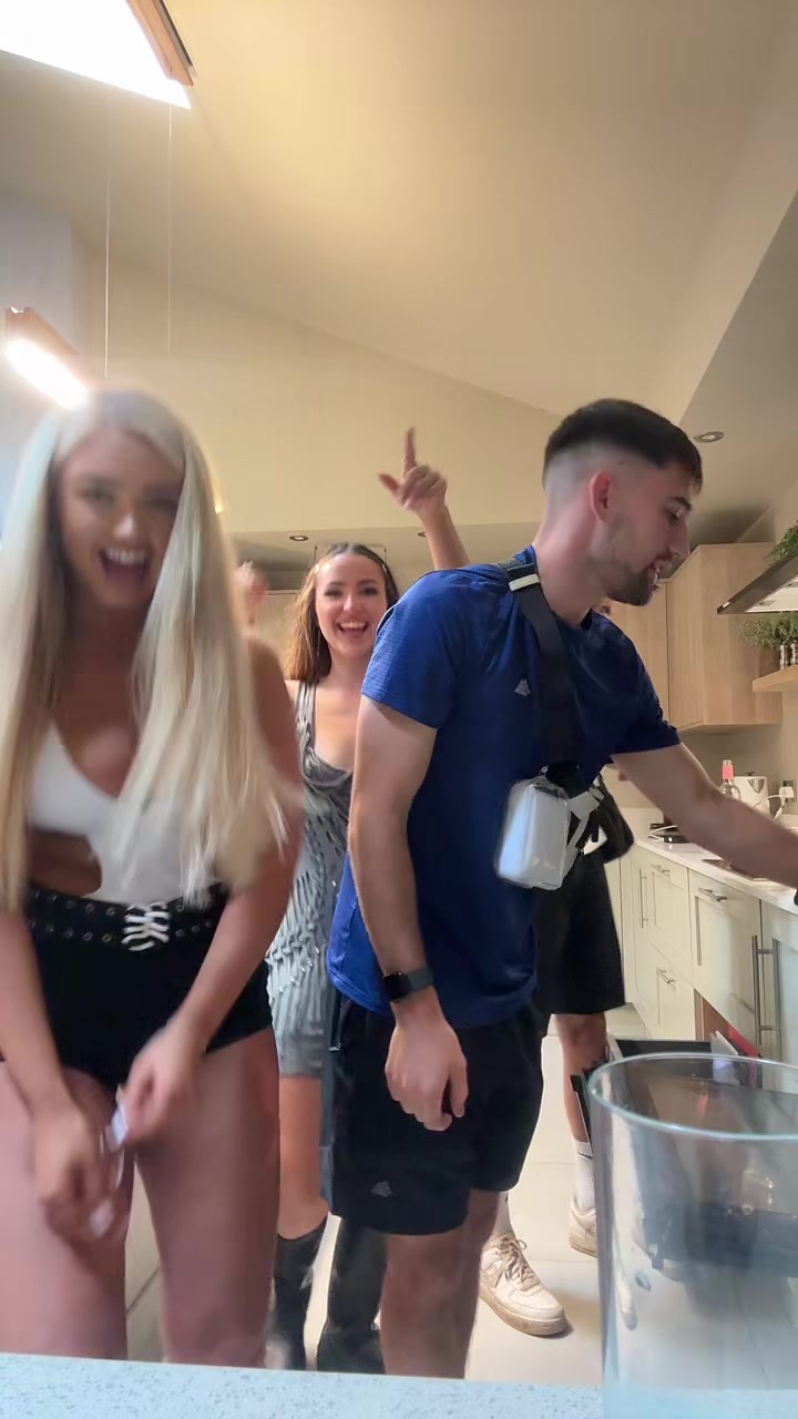 @𝐌𝐀𝐈𝐒𝐈𝐄 𝐇𝐔𝐍𝐓𝐄𝐑