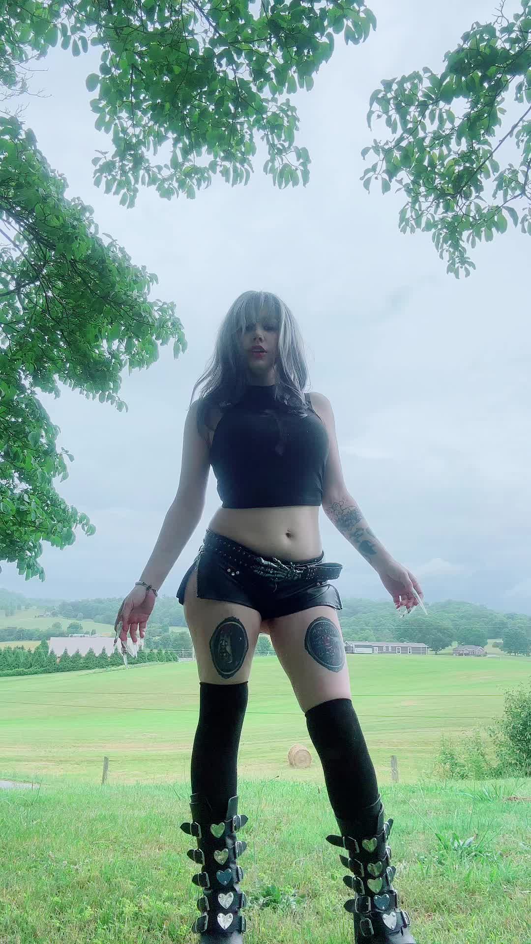 @SkyeOpheliaWarwick