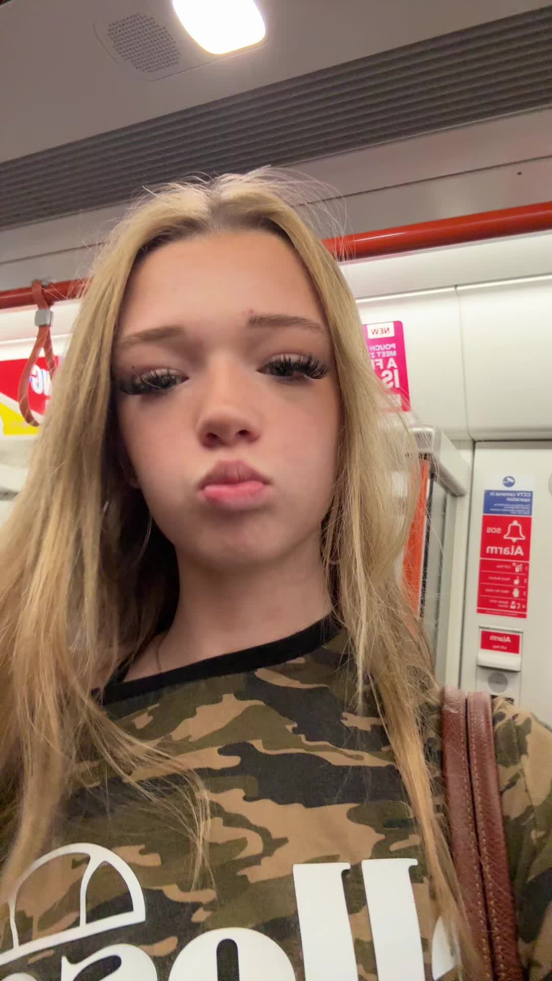 @leilaxx