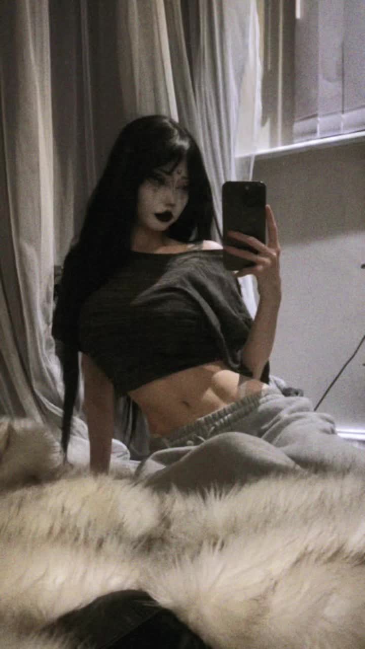 @batgorl69