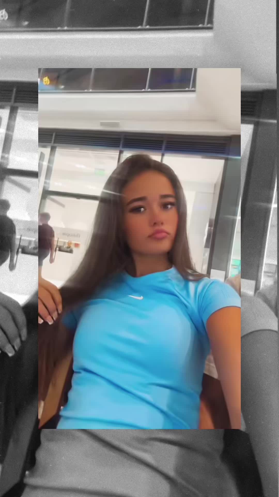 @𝐋𝐞𝐢𝐥𝐚𝐡𝐕🖤