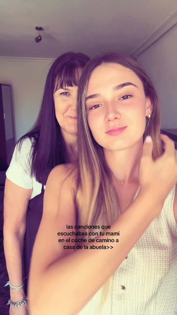 @Carlota Flores