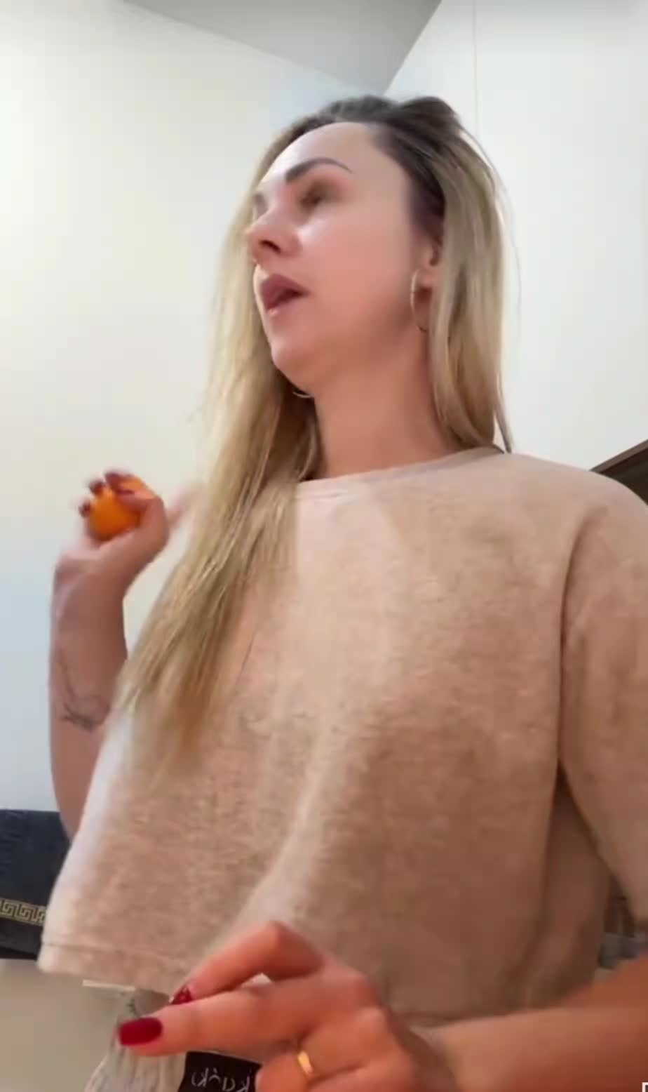 @Denisa 🖤🖤🖤🖤