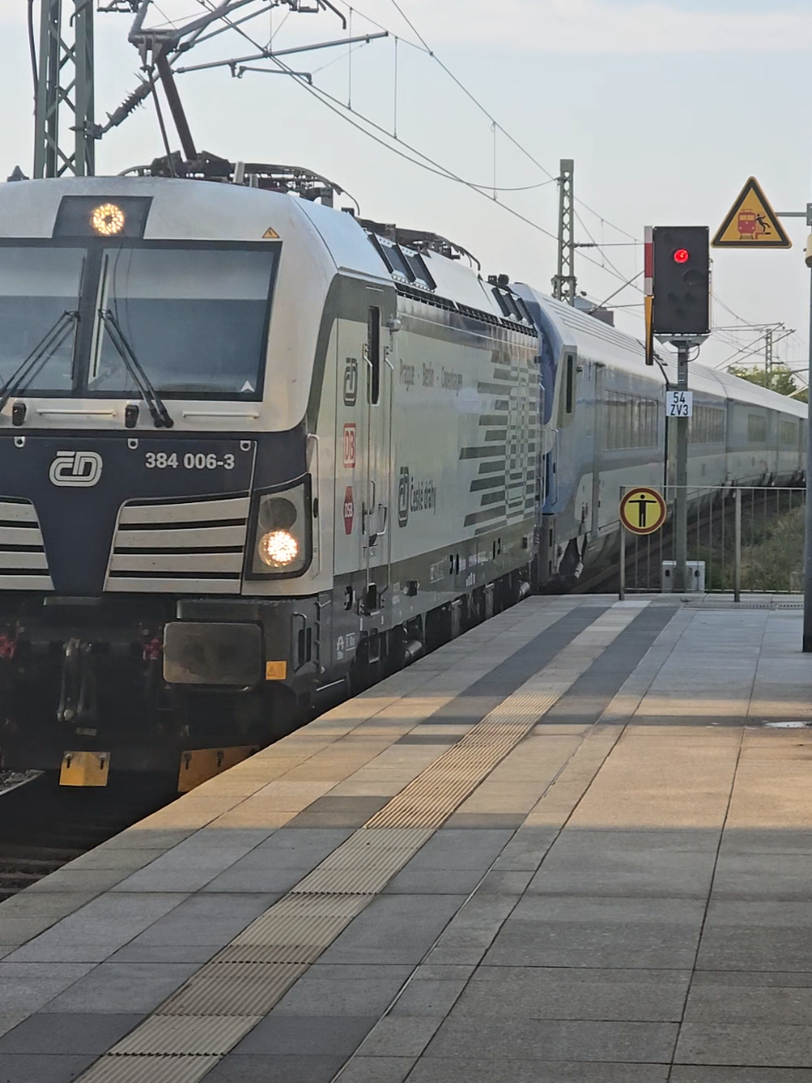 @TrainspotterMarcello ๐ฉ๐ช๐ธ