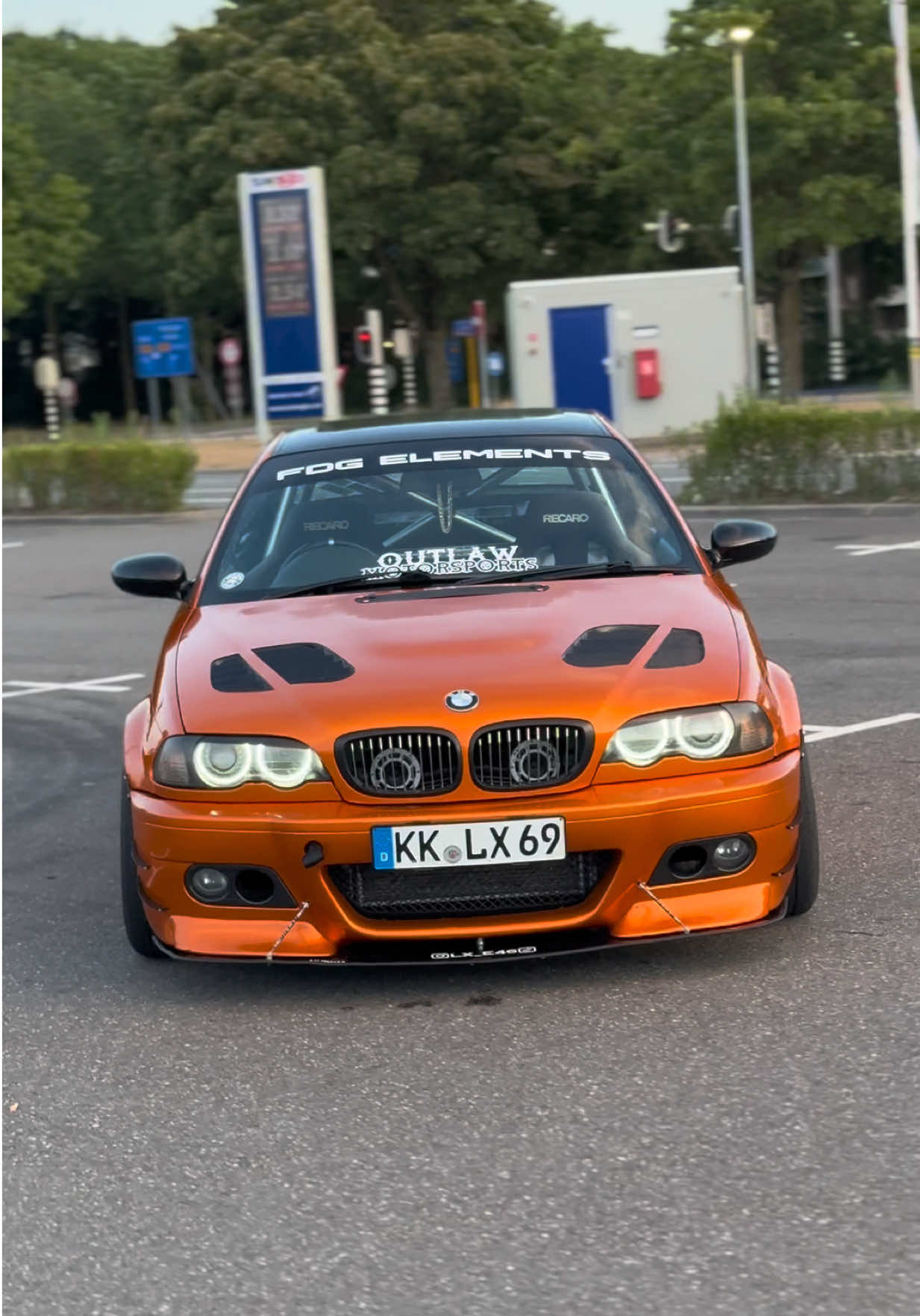 @LX_E46
