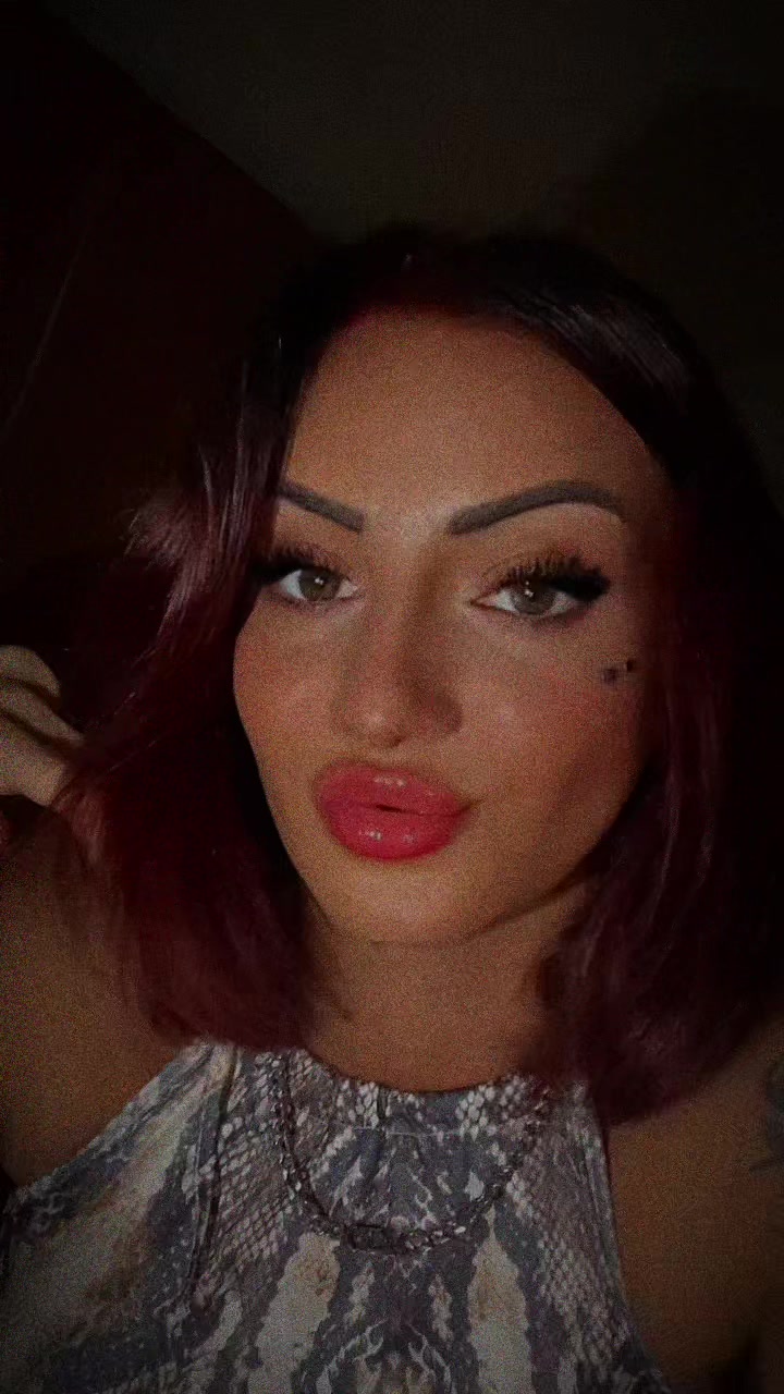 @Nikoletta Georgina