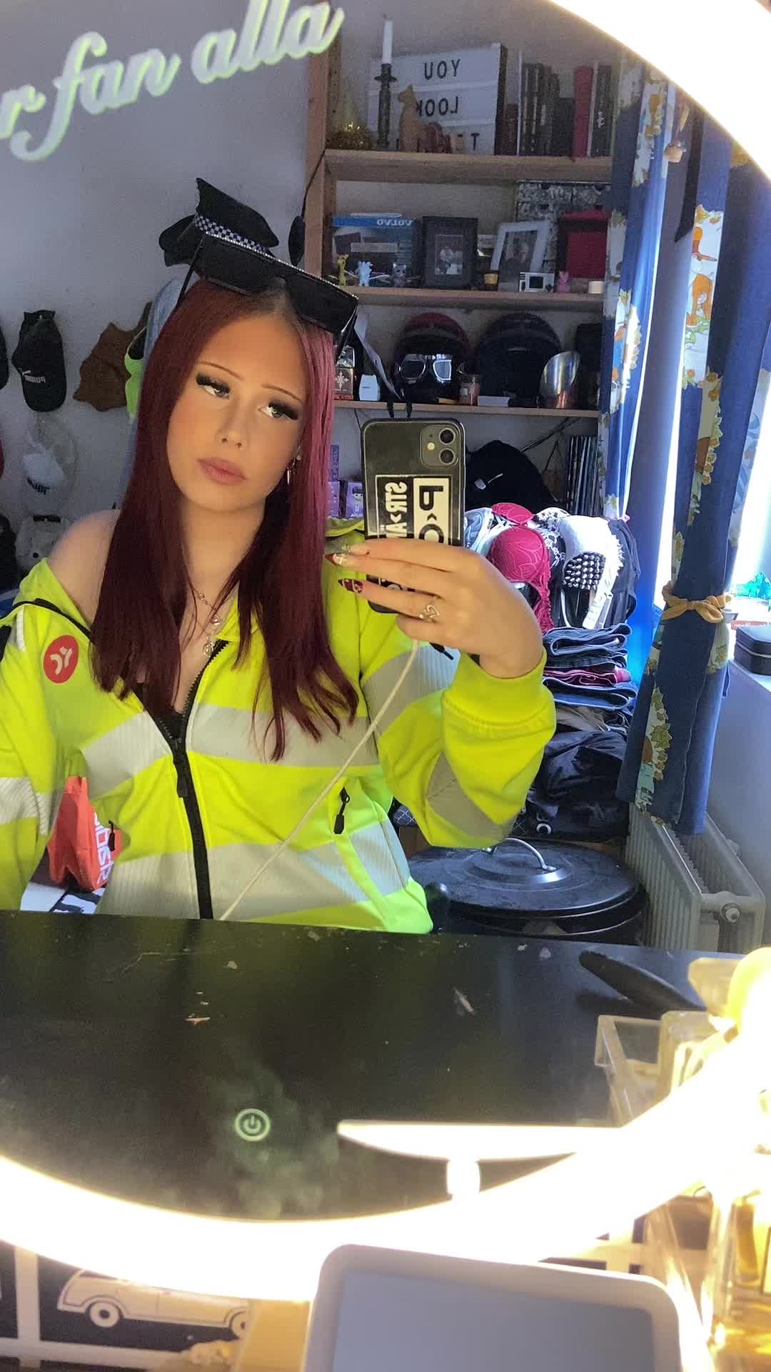 @𝓘𝓼𝓪𝓫𝓮𝓵𝓵𝓮💋