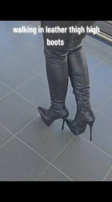 @lolamodel33
