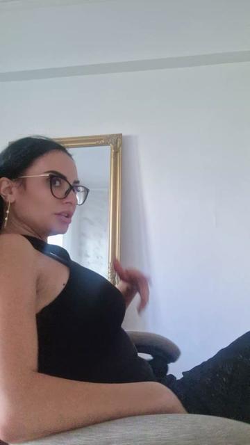 @Cerasela