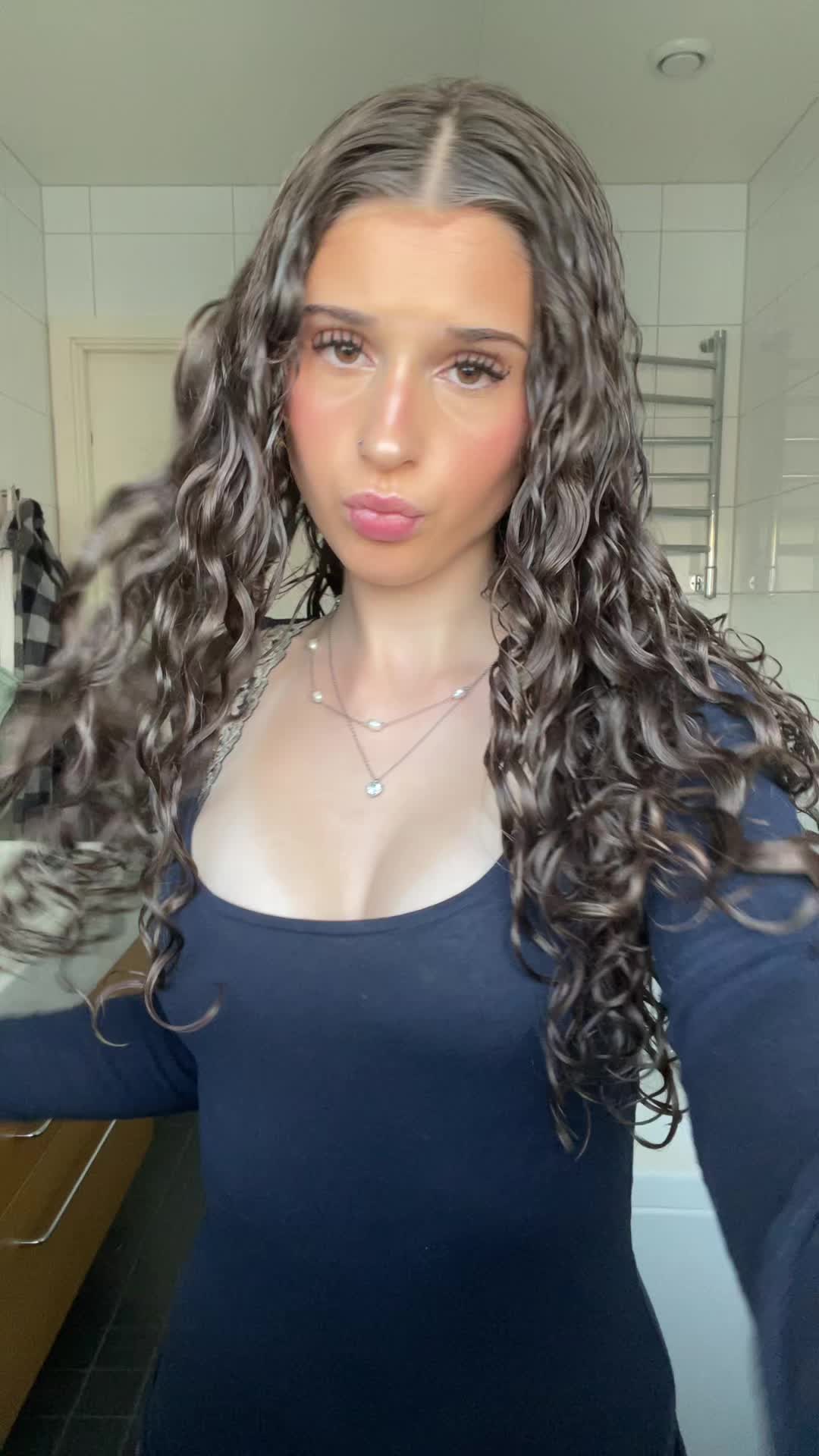 @elise