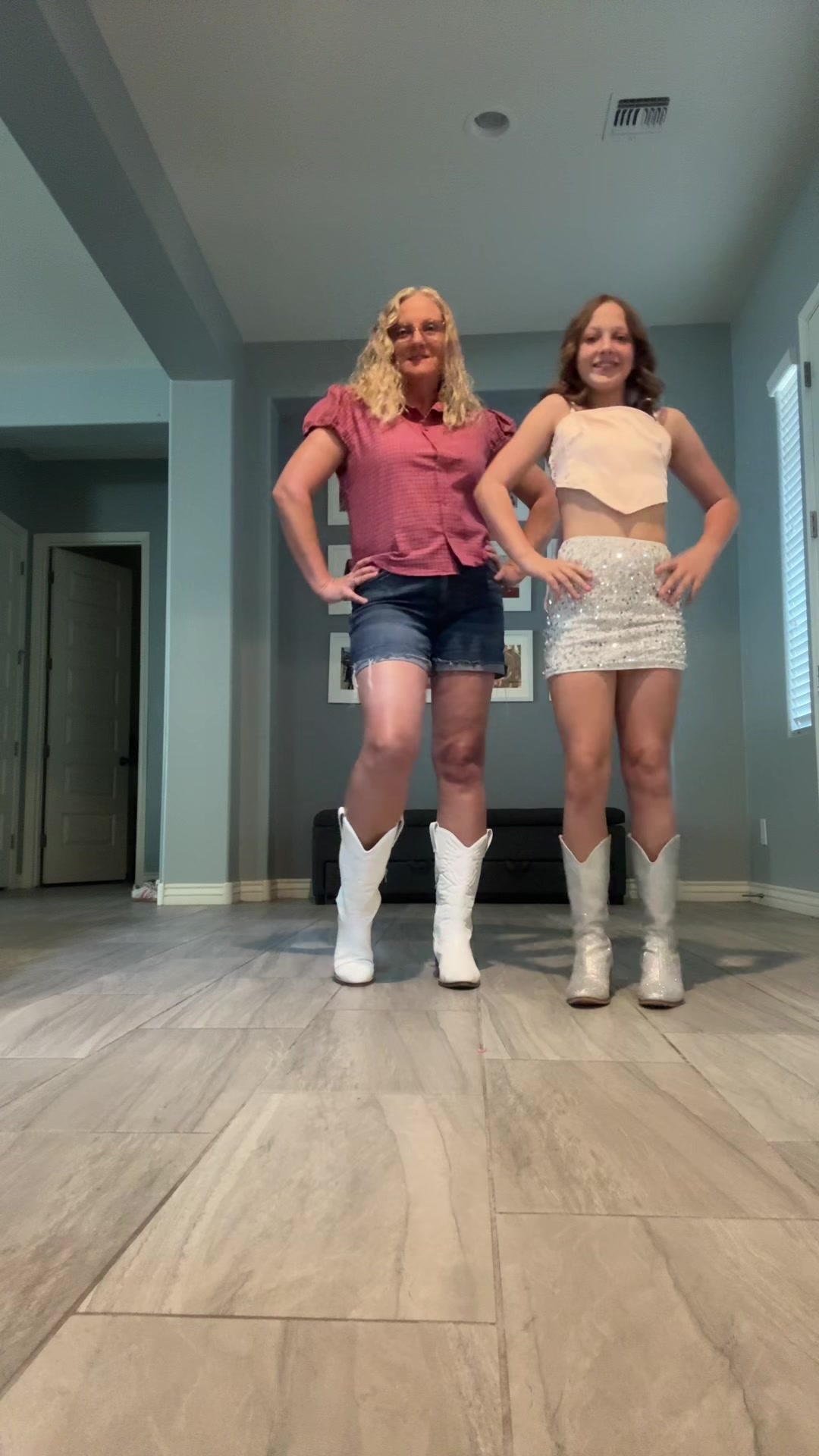 @Suttzgirls