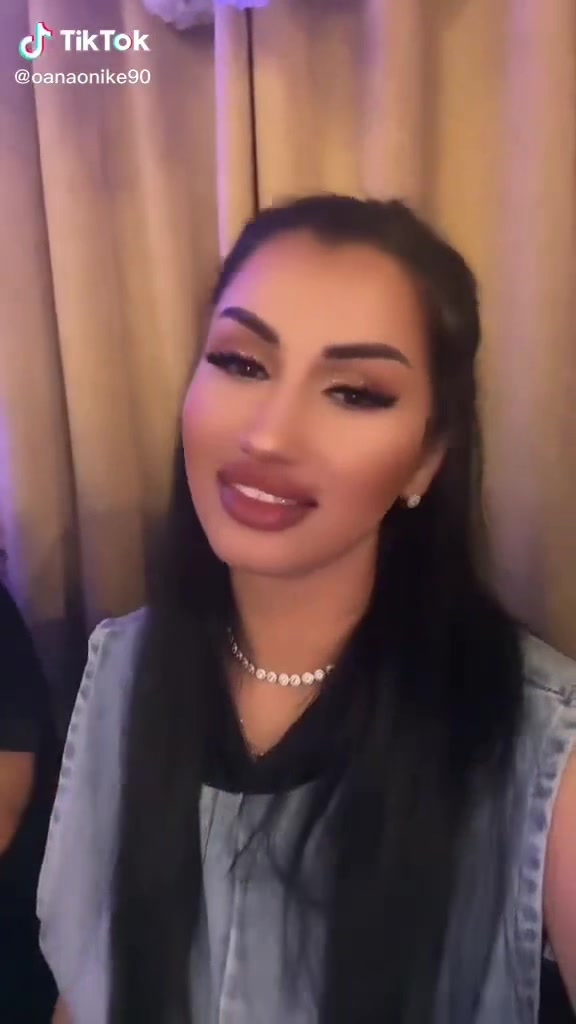 @𝓞𝓷𝔂(❤𝓛❤)𝓒𝓪𝓼𝓱