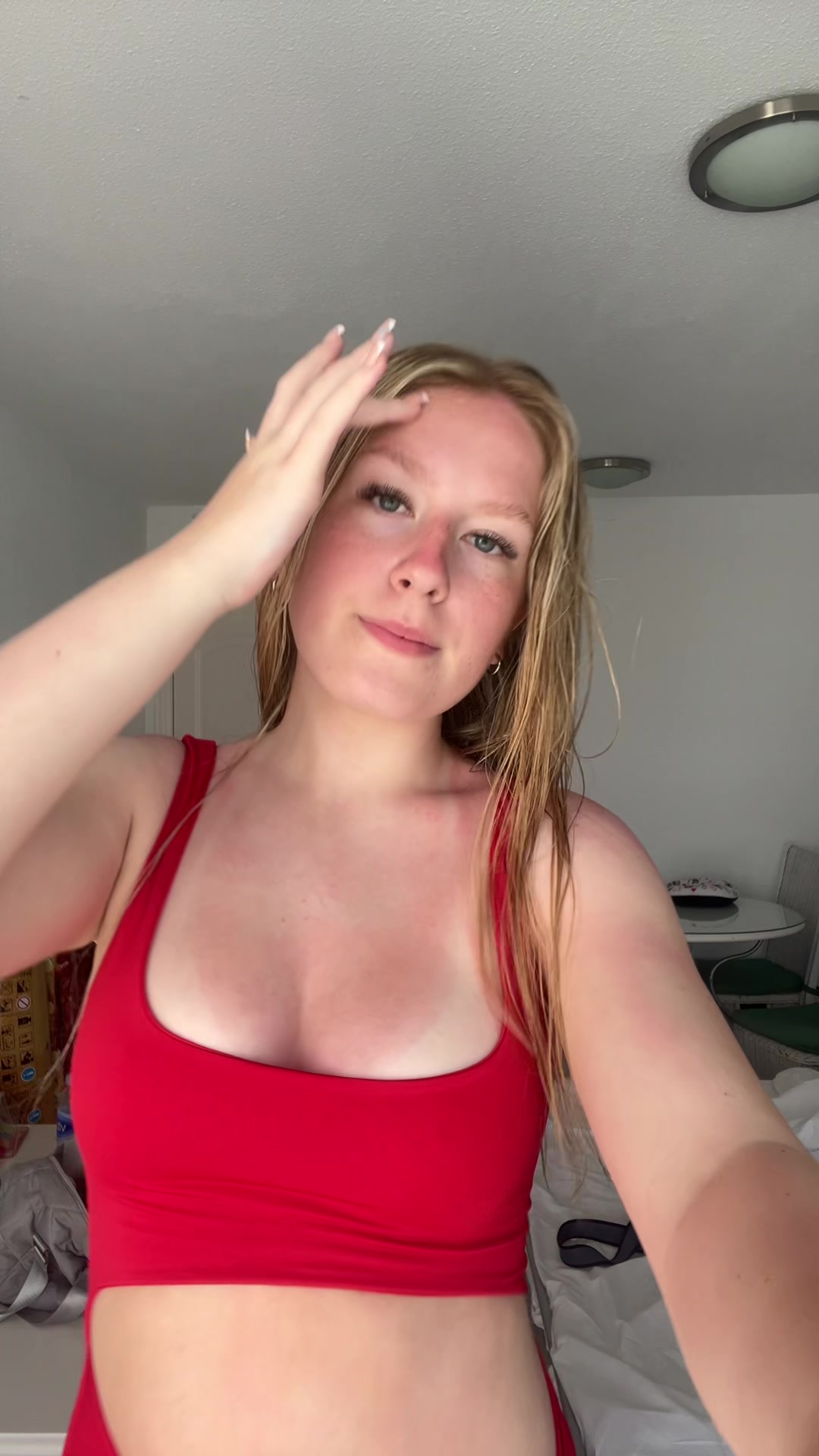 @Ella