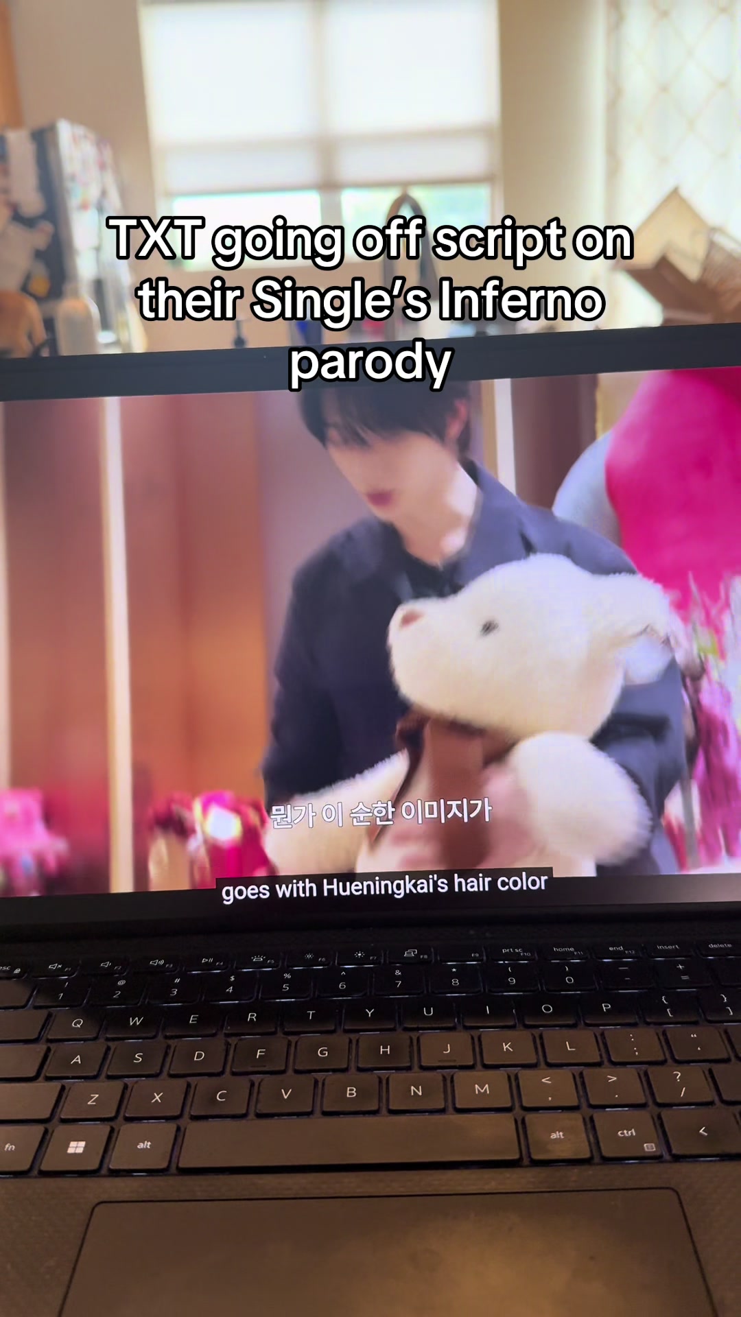 @Ella writes K-pop books