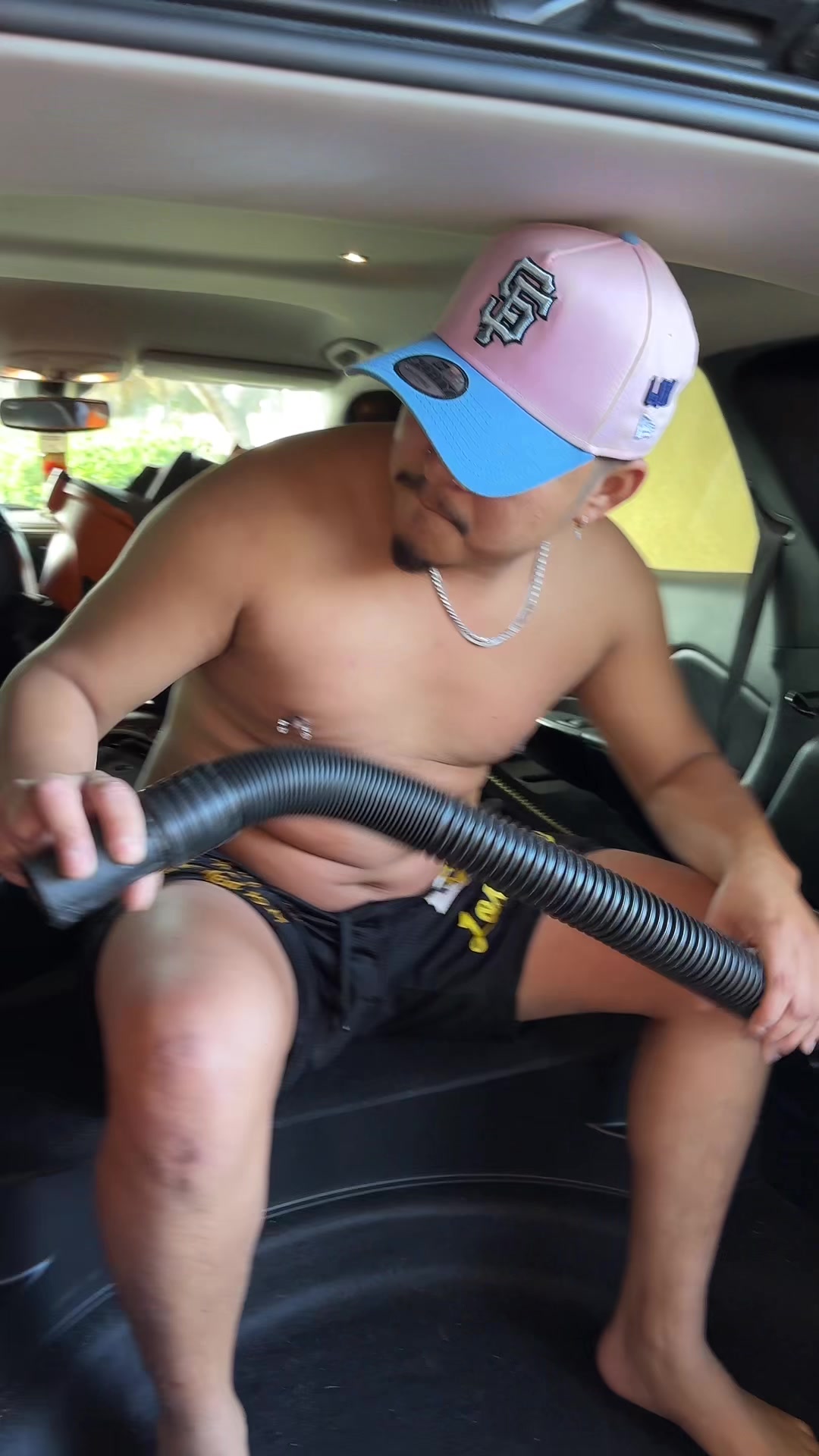 @CarlitosLux ˖⊹ ࣪  ౨ৎ˚₊