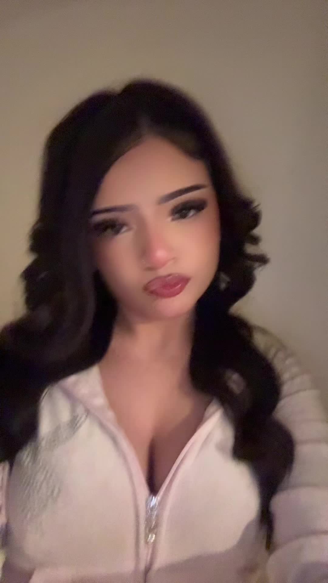 @༻♡︎༺