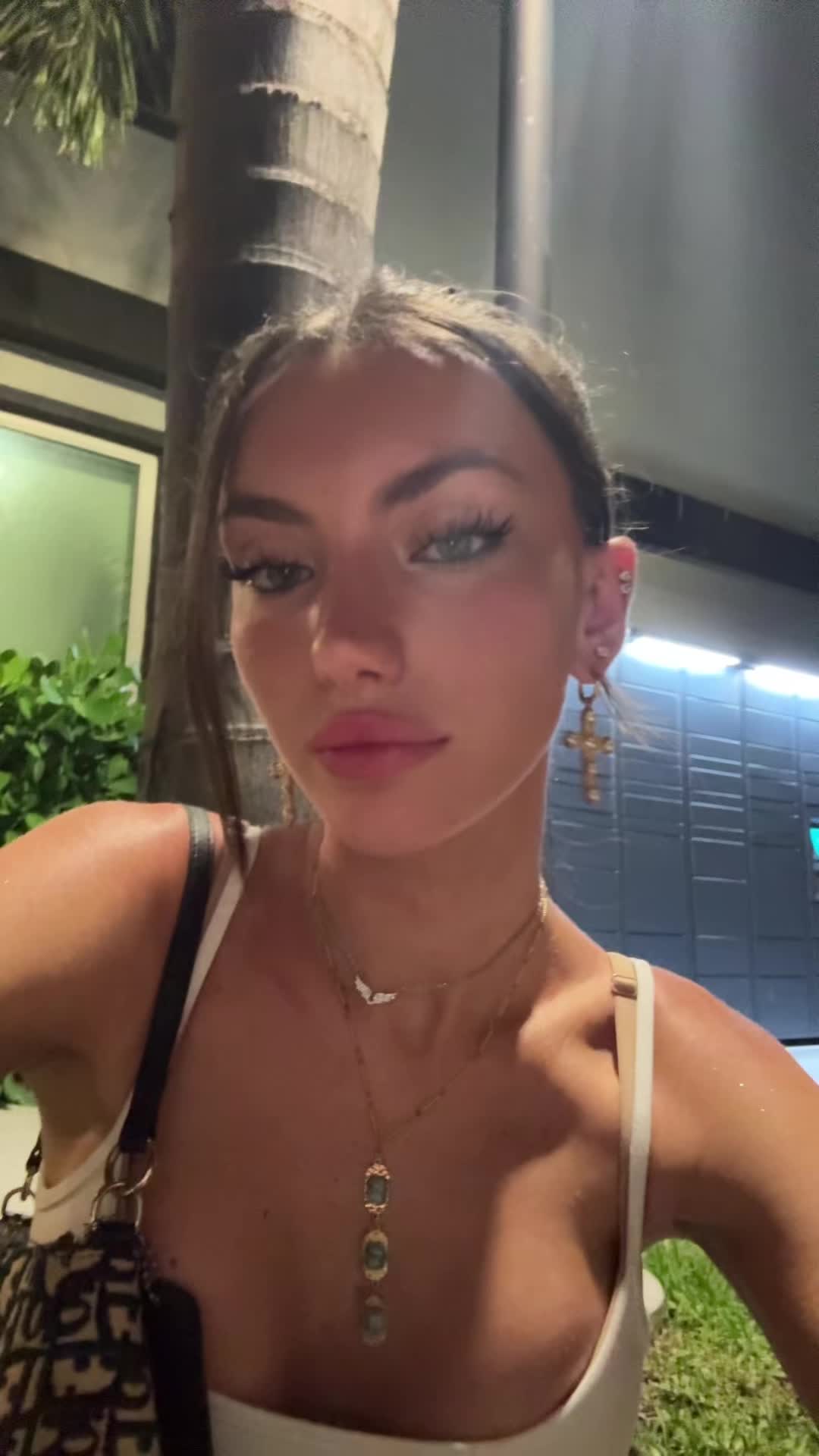 @Alexa🧸