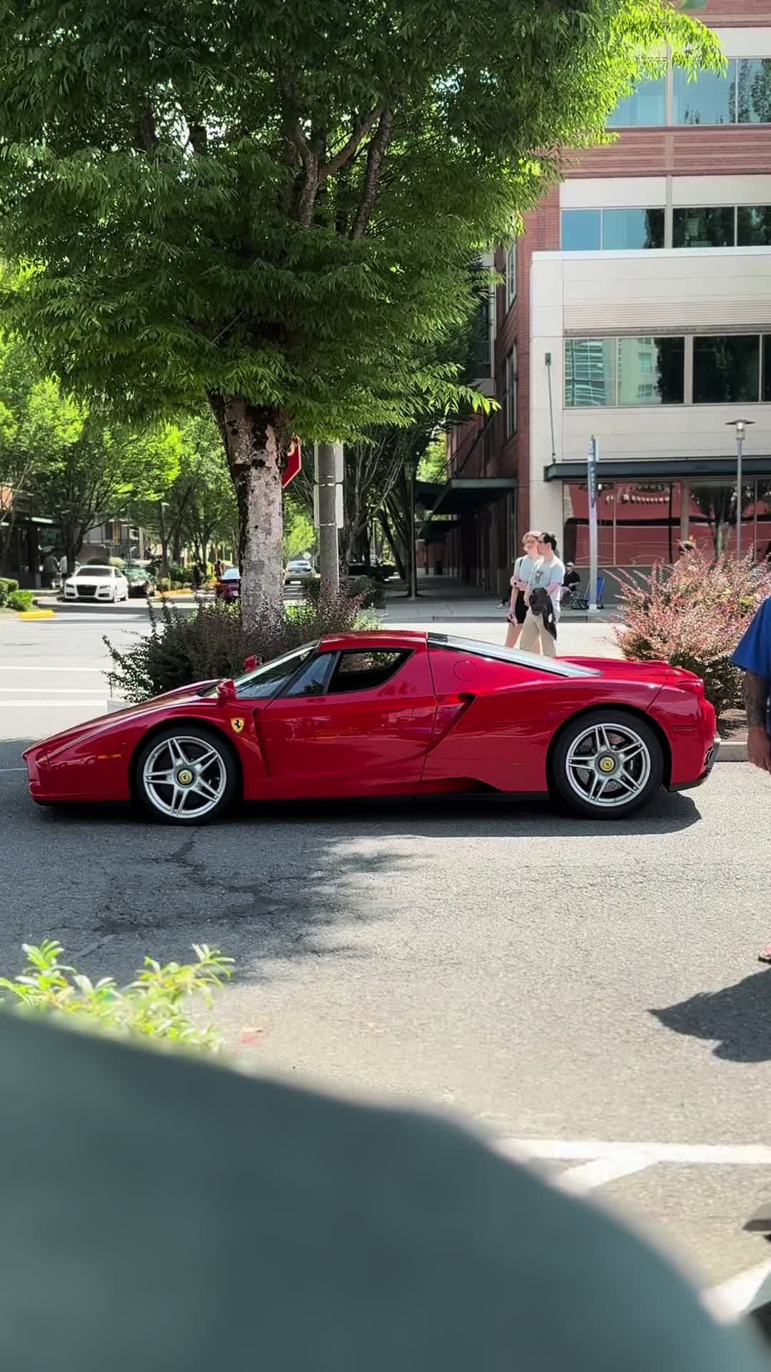 @SV3R3