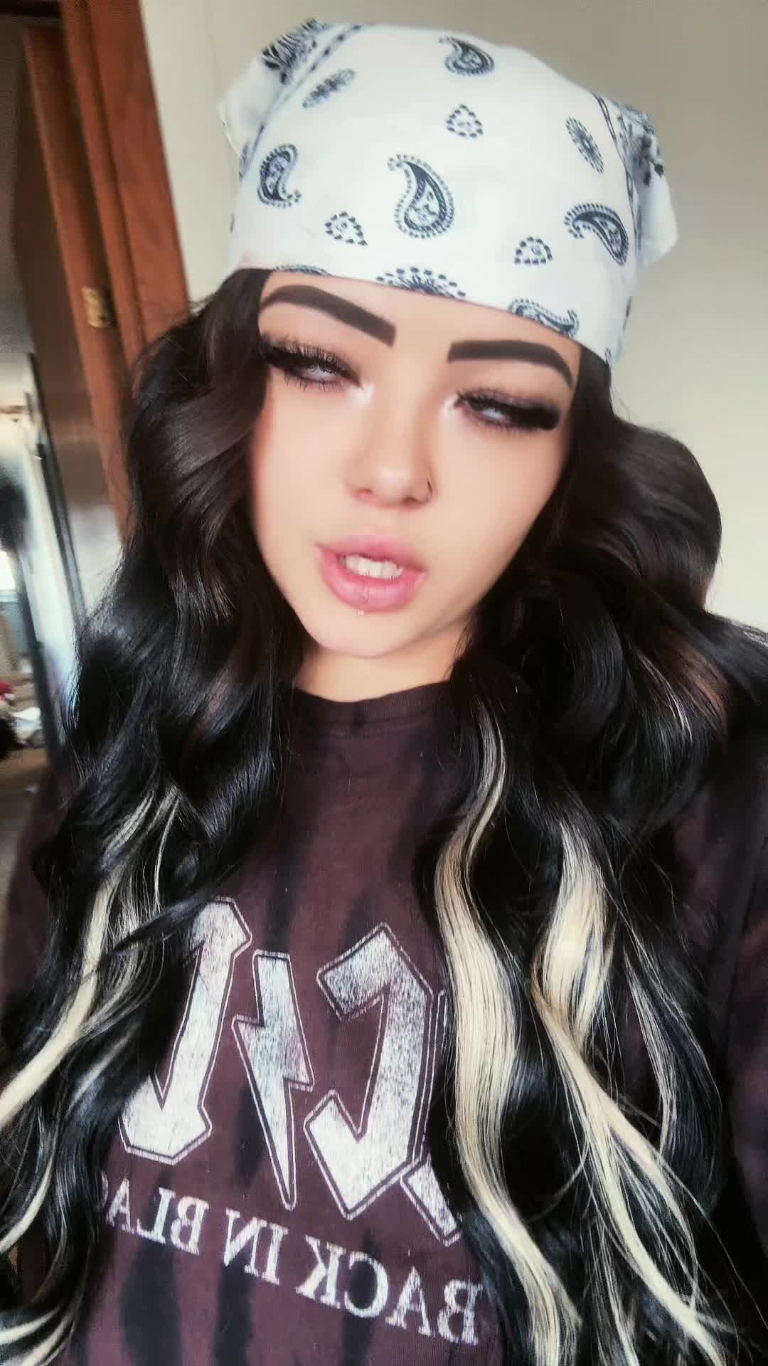 @Anneleigh