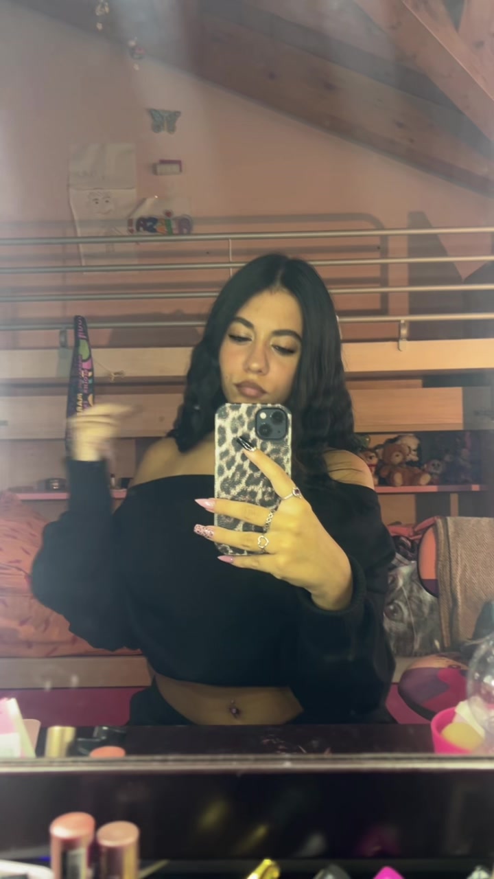 @llic&ordf;👸🏻
