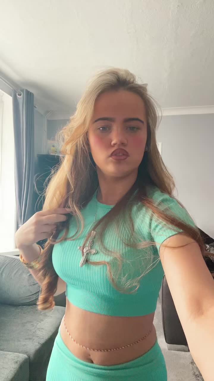 @🤍Emmie~Rae🤍