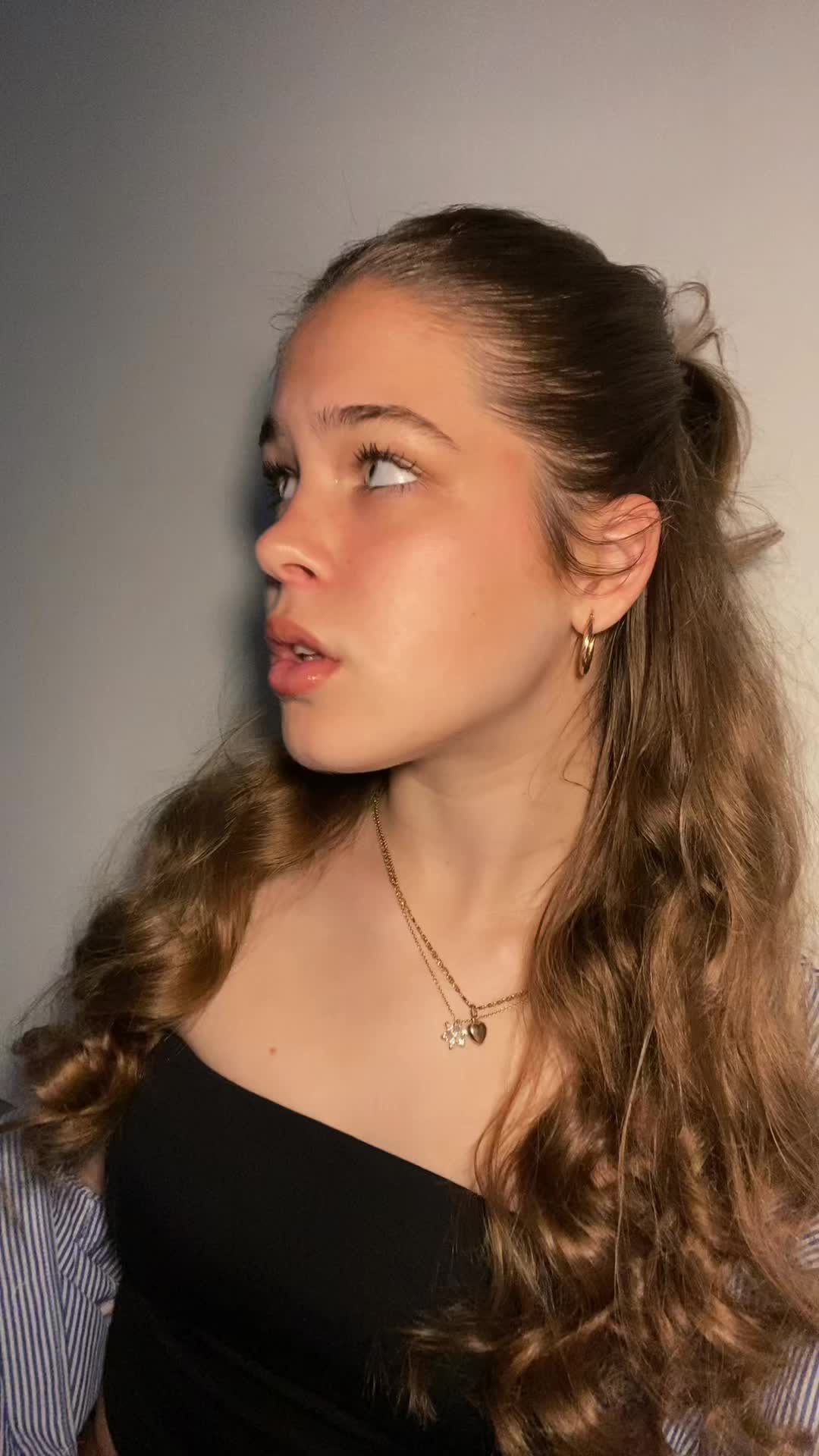 @laura