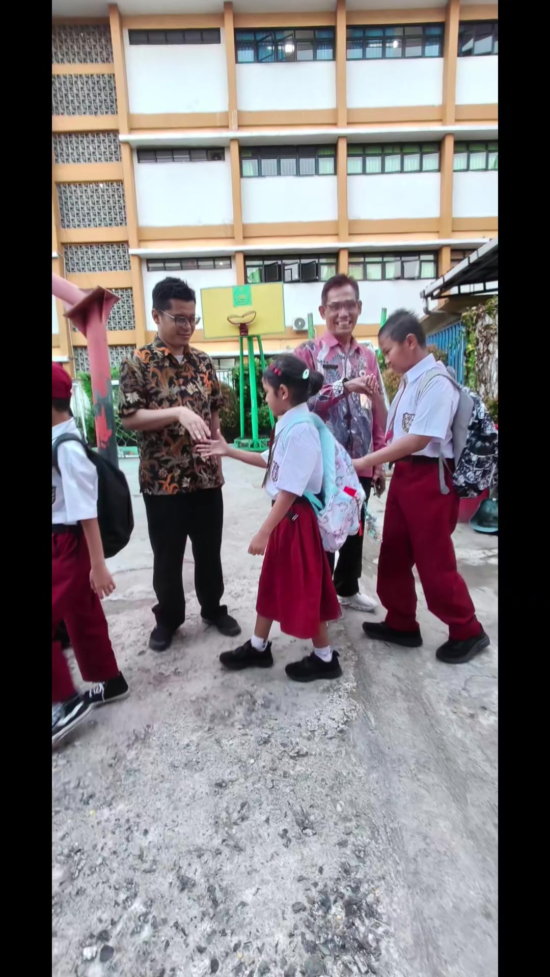 @Ratih Komala Dewi