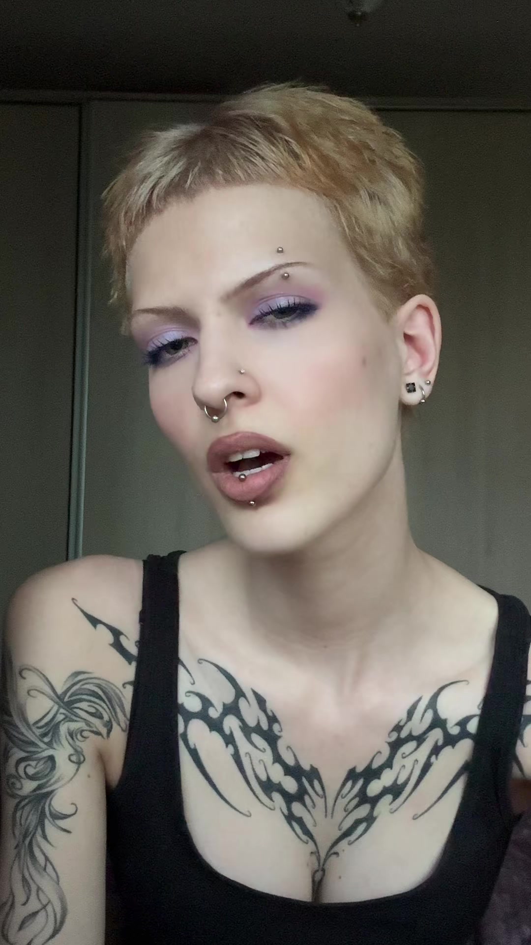 @alexiazehn