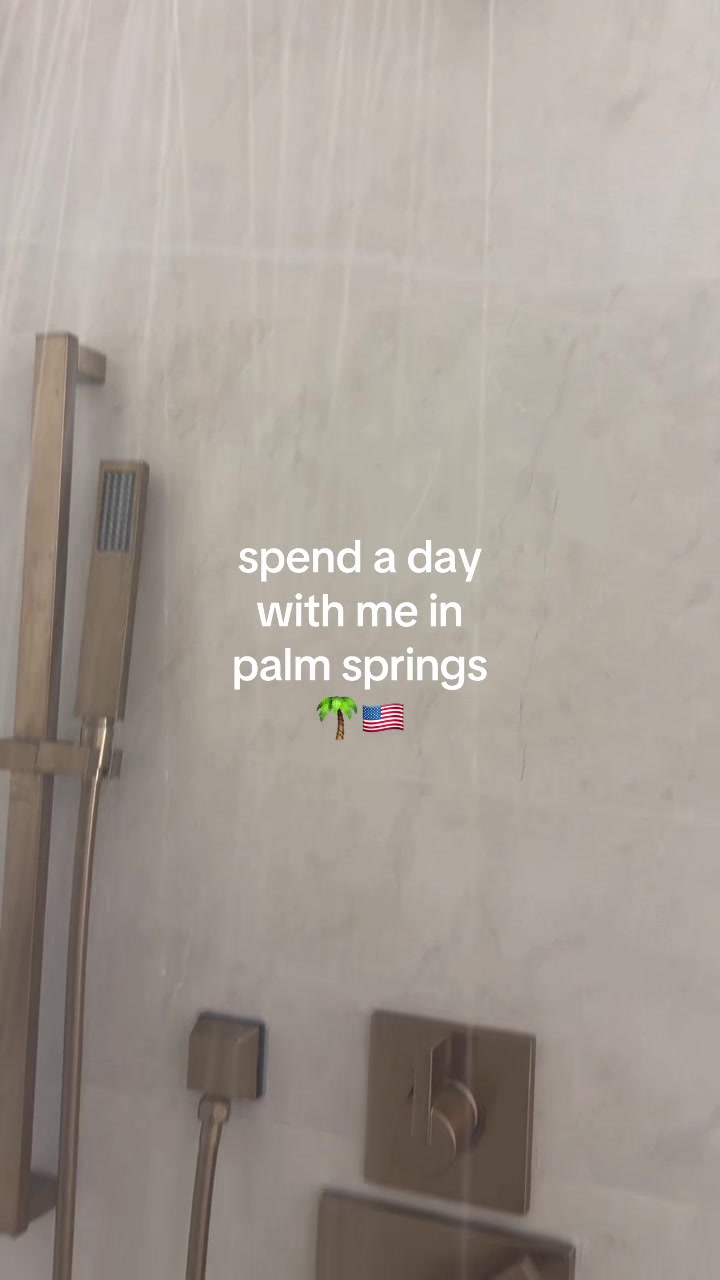 @Ella Petite