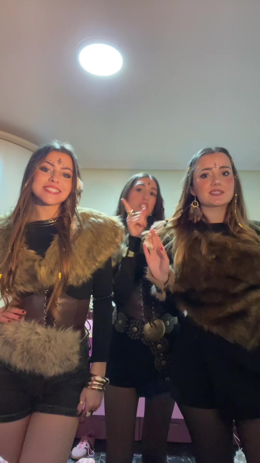 @maría