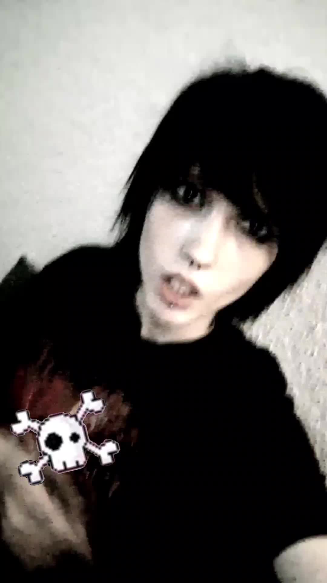 @꒷꒦Oli⦻