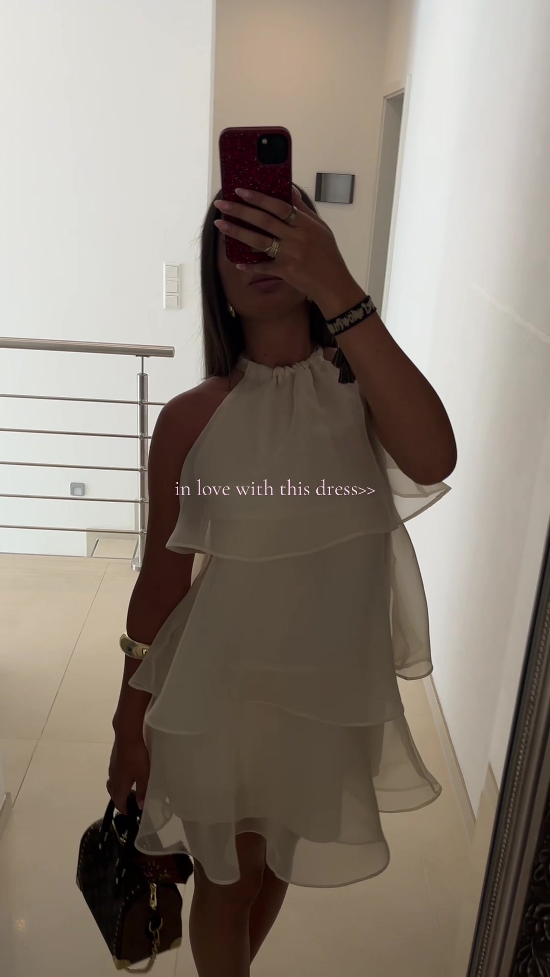 @𝒜𓃮