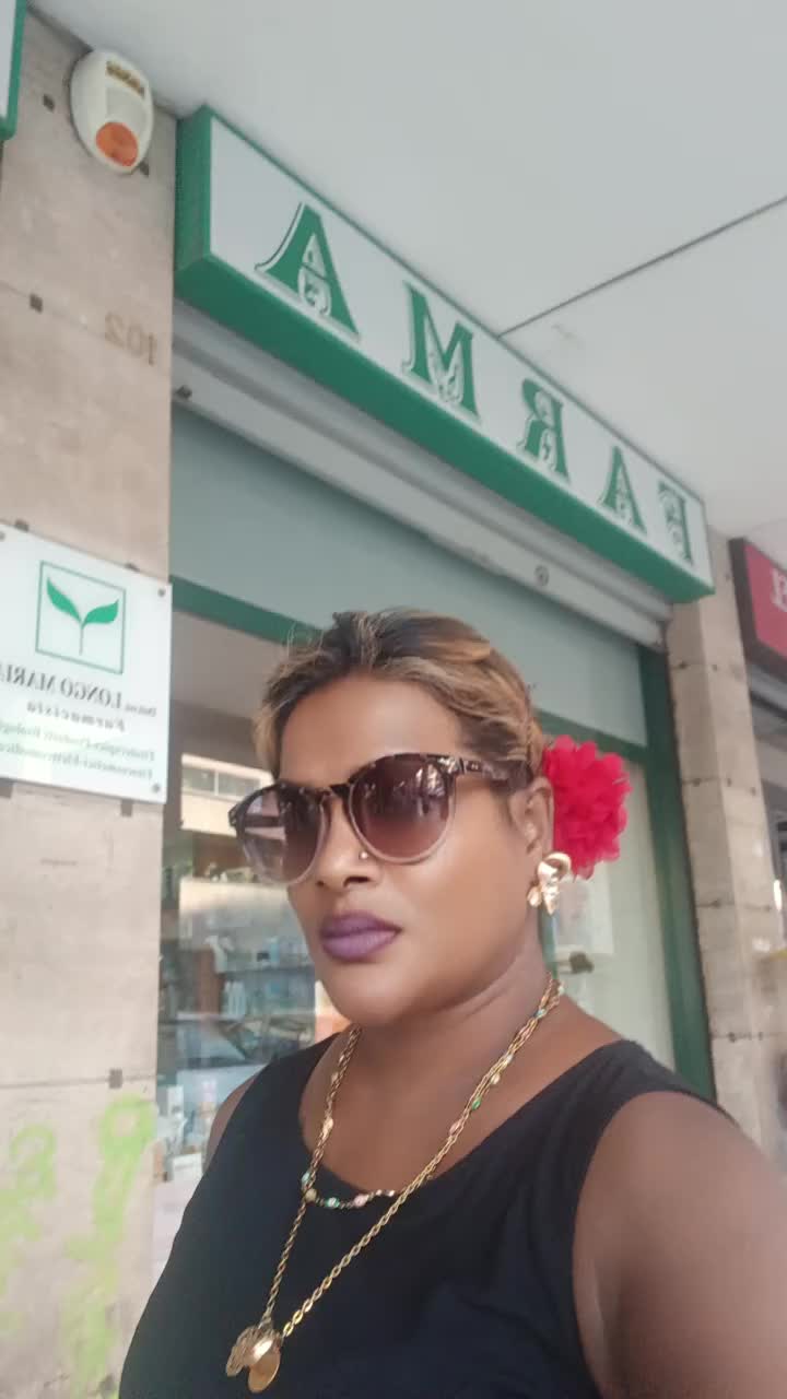 @Julie...💋💋❤