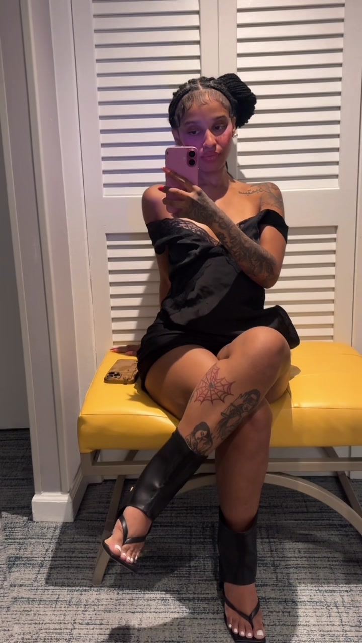 @Shayloamigo