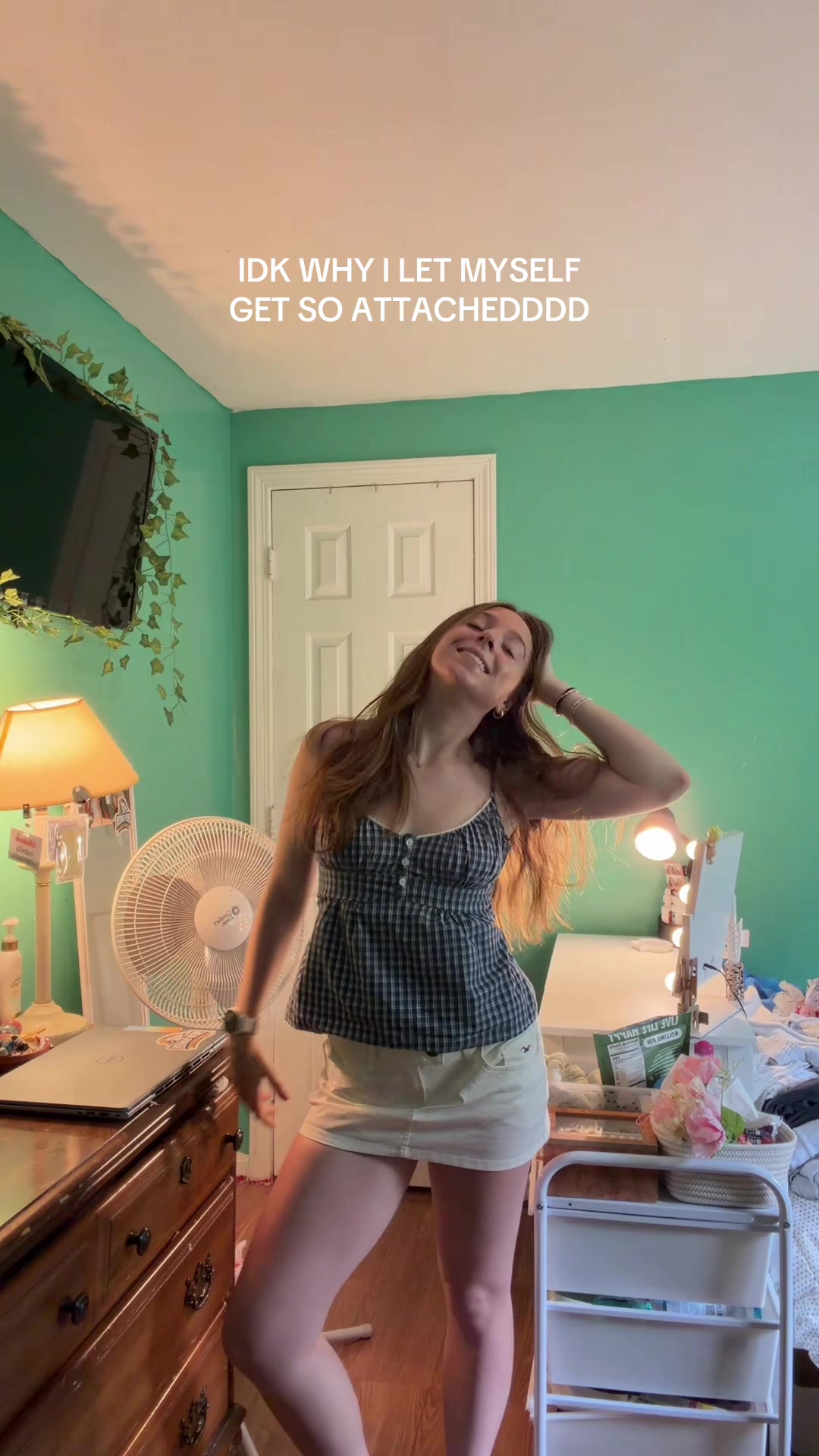 @Isabella