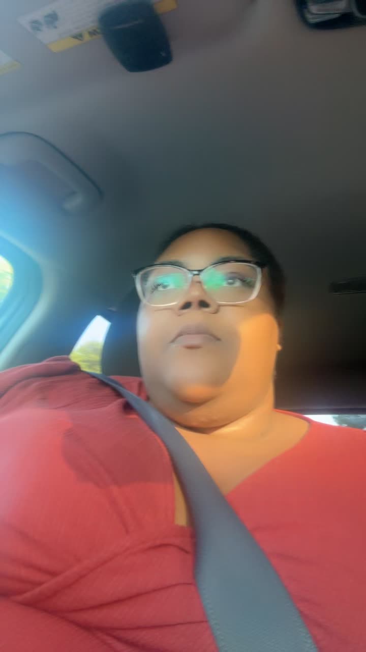 @Vonya Riley