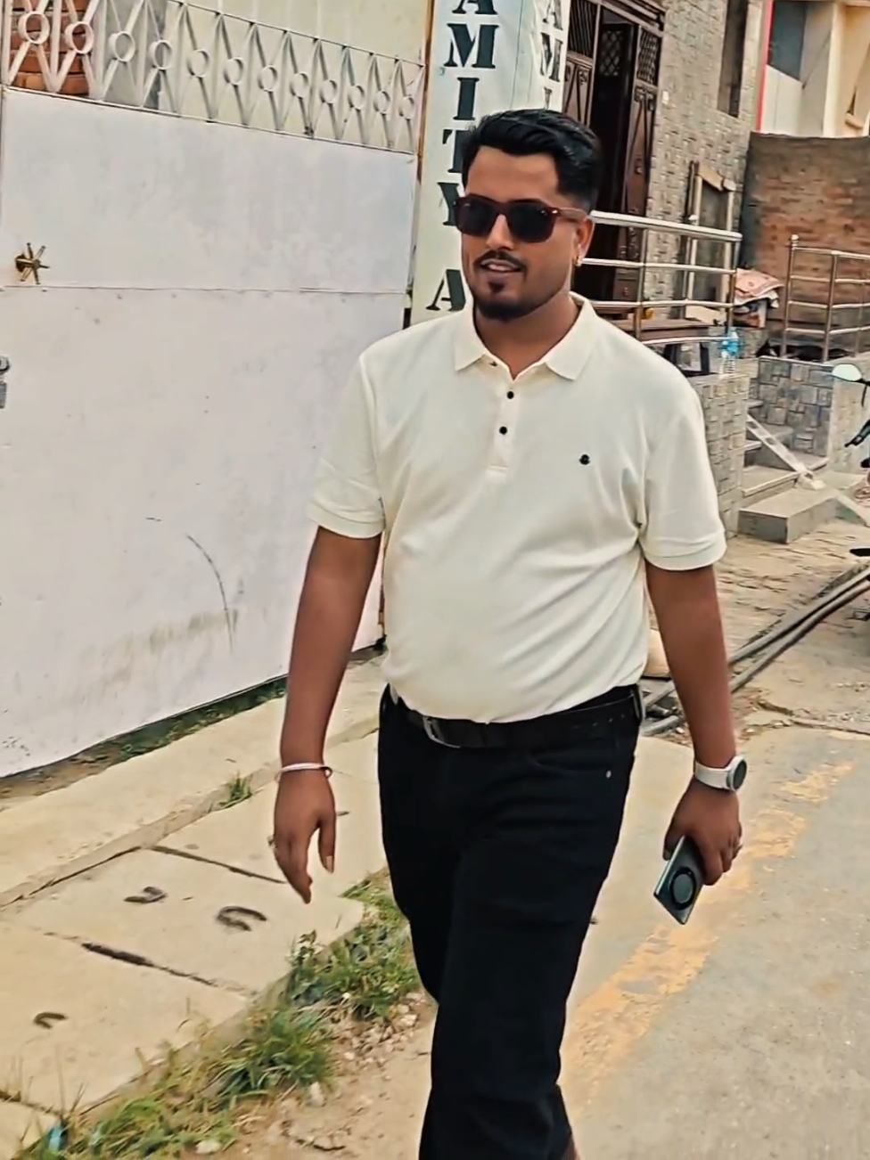 @Mr Dipesh Official